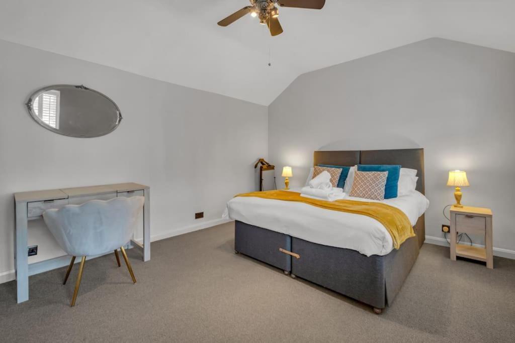 הרן ביי Two Bedroom Private Cottage With Private Parking Just By The Sea מראה חיצוני תמונה